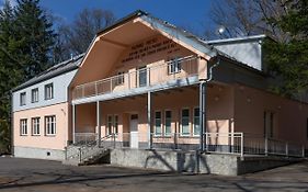 Chata Živec - restaurace a ubytování